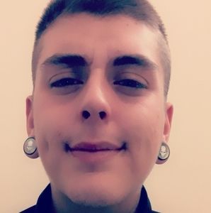 Meet your Posher, Drew